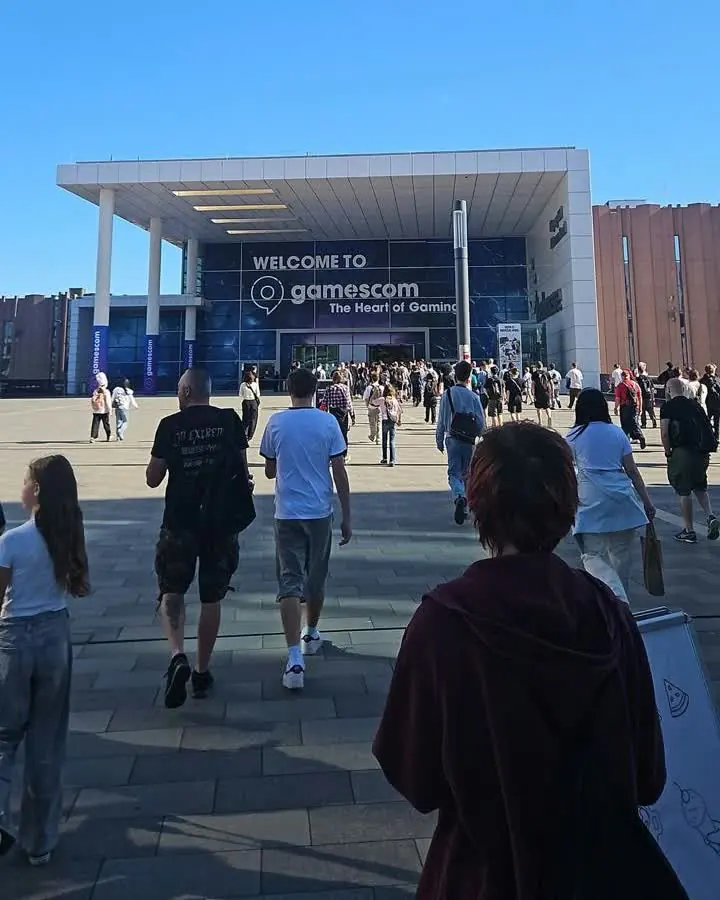 Visitors arriving at the Gamescom entrance in Cologne